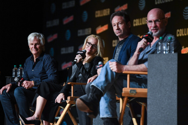 On Sunday at New York Comic Con, The X-Files creator Chris Carter was joined by cast members Gillian Anderson, David Duchovny, and Mitch Pileggi to talk all things Season 11.