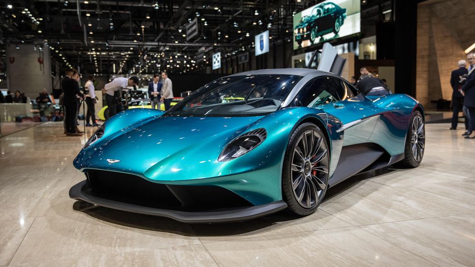 Aston Martin Vanquish Vision Concept Front Three Quarters