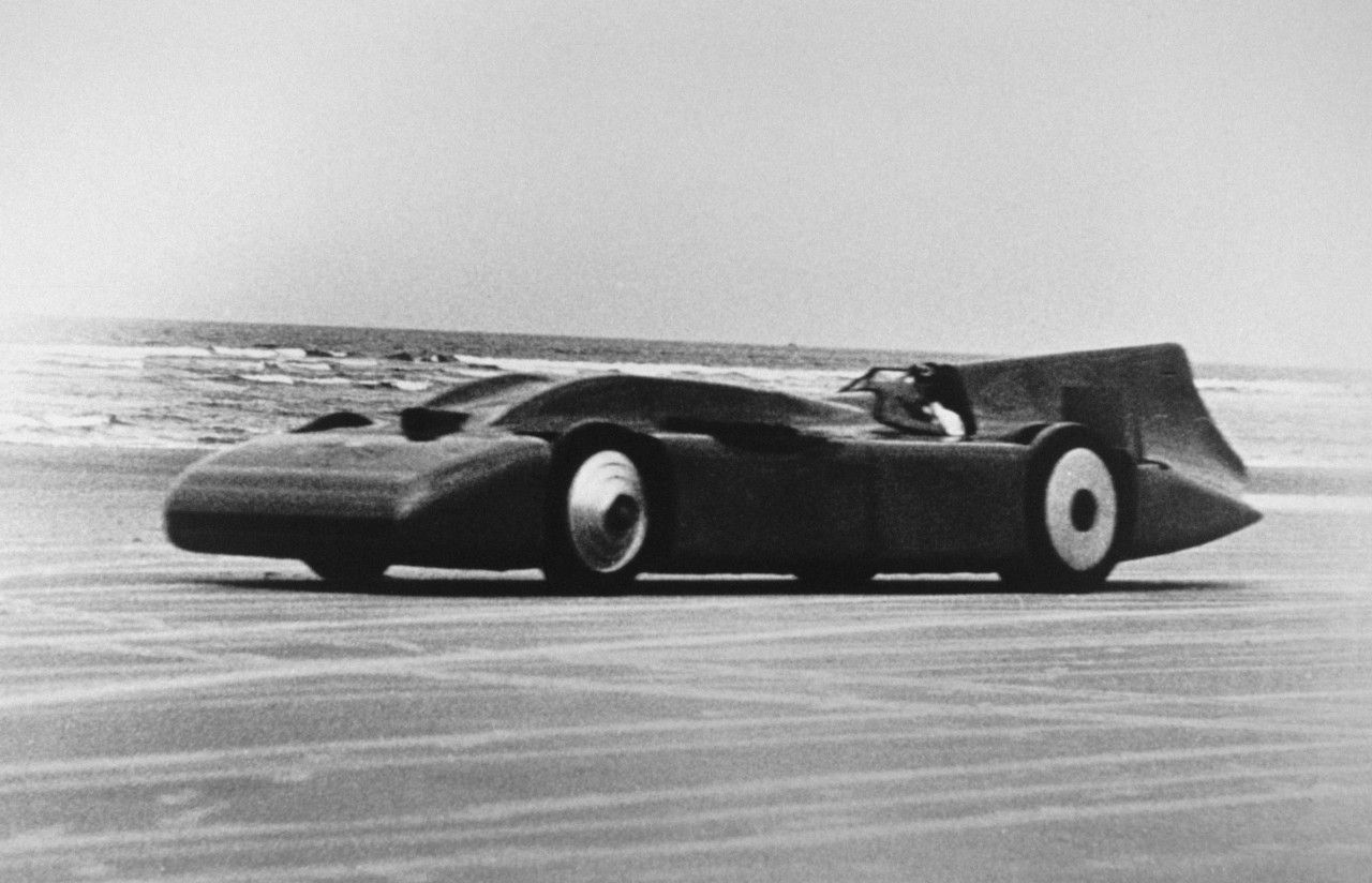 Malcolm Campbell racing Blue Bird at the Bonneville Salt Flats.