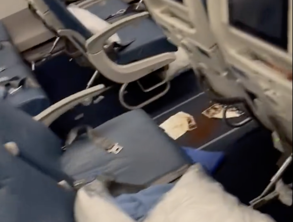 The Video Of The Diarrhea Plane Is Here And Is So Much Worse Than ...